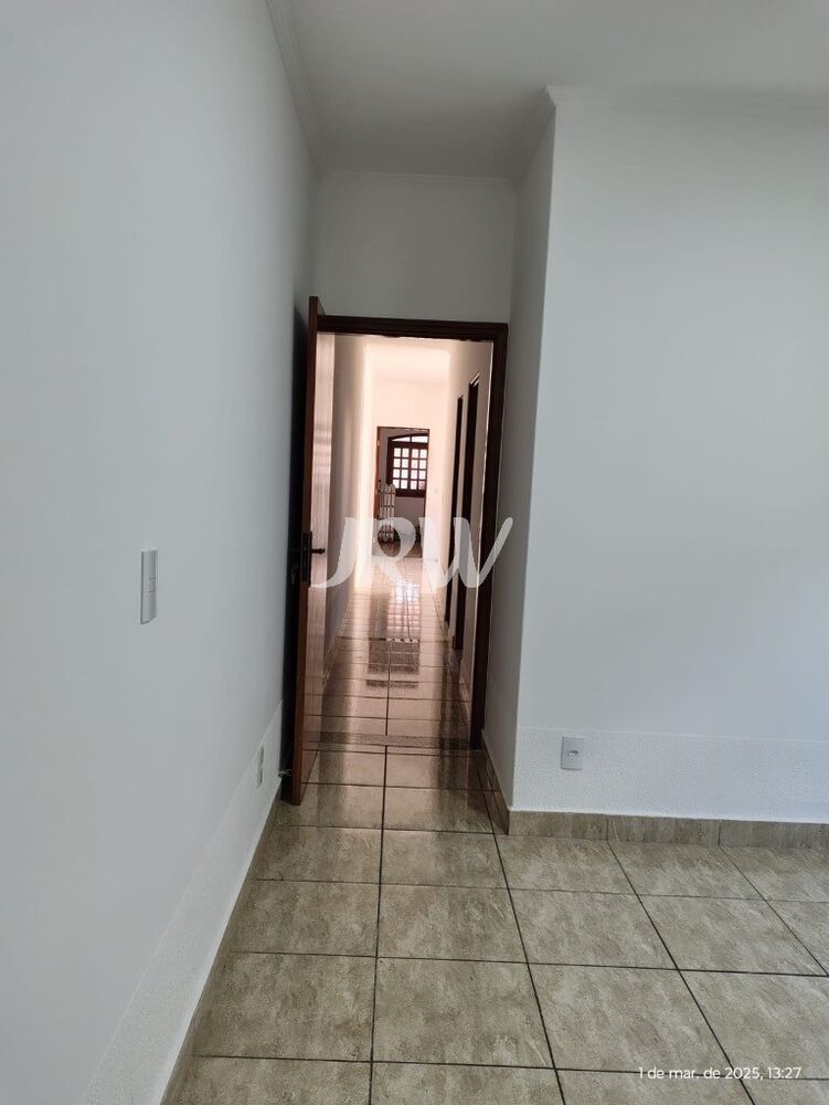 Casa à venda com 2 quartos, 144m² - Foto 8