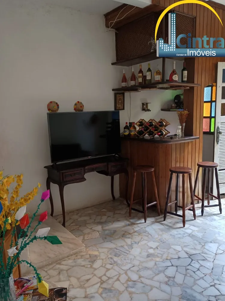 Casa, 5 quartos, 160 m² - Foto 1