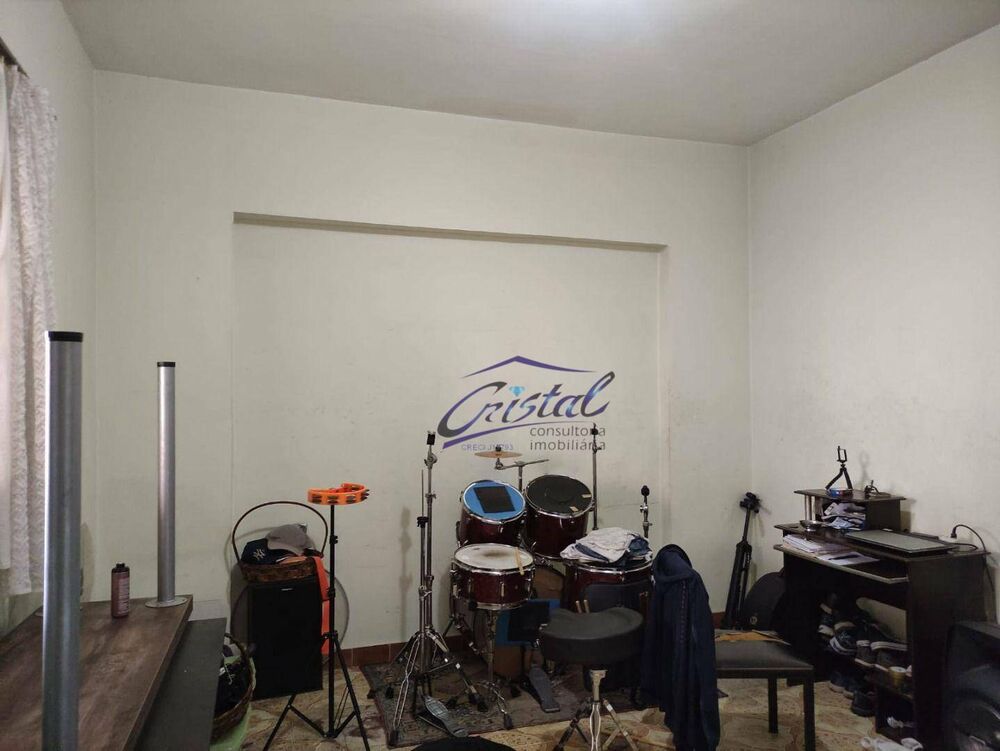 Casa, 4 quartos, 190 m² - Foto 1