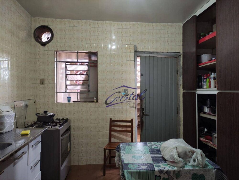 Casa, 4 quartos, 190 m² - Foto 2