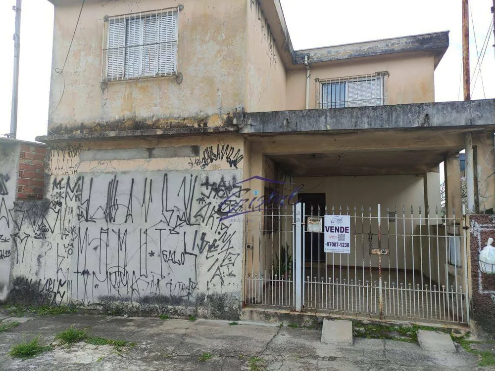 Casa, 4 quartos, 190 m² - Foto 1