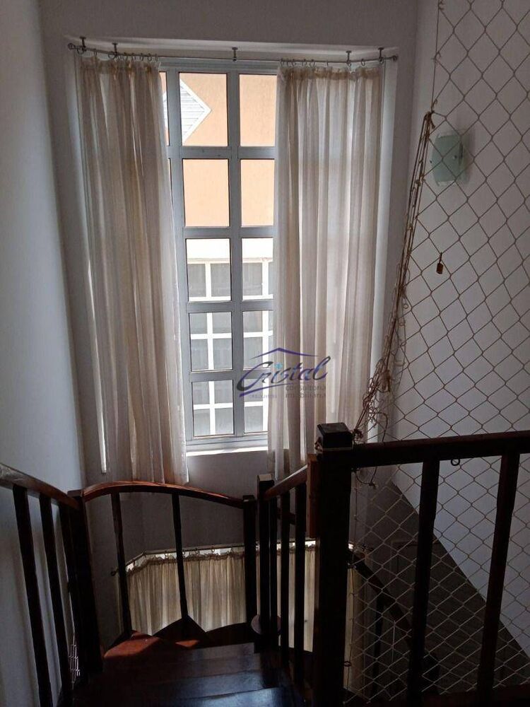 Casa de Condomínio à venda e aluguel com 3 quartos, 211m² - Foto 5