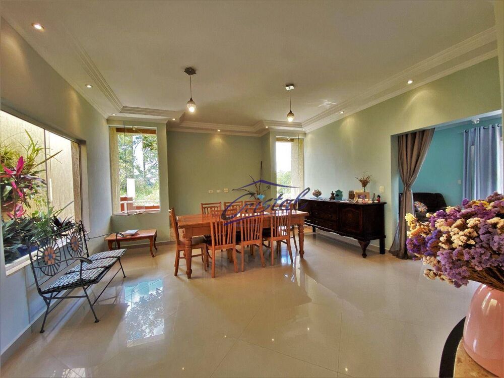 Chácara, 5 quartos, 445 m² - Foto 1