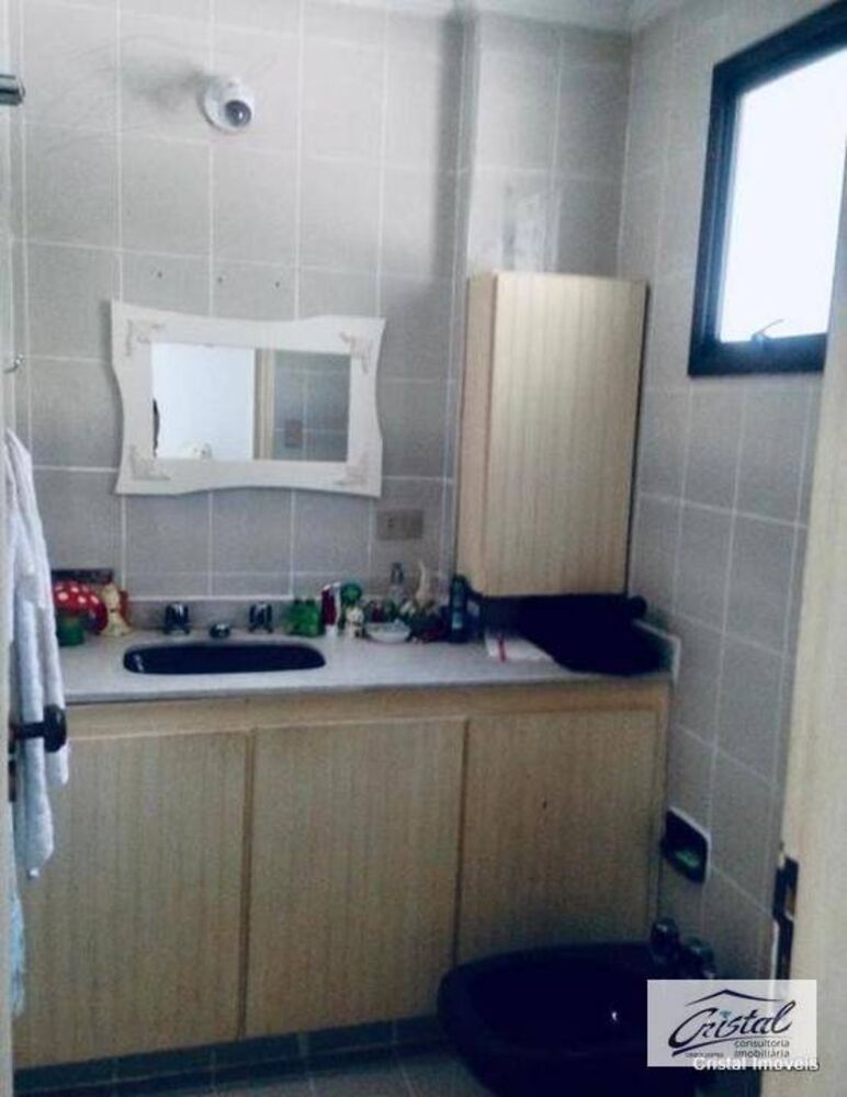 Apartamento à venda com 4 quartos, 195m² - Foto 2