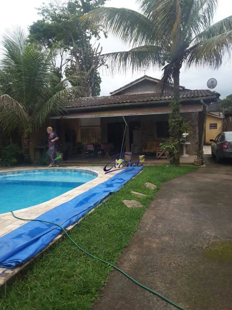 Casa, 3 quartos, 225 m² - Foto 1