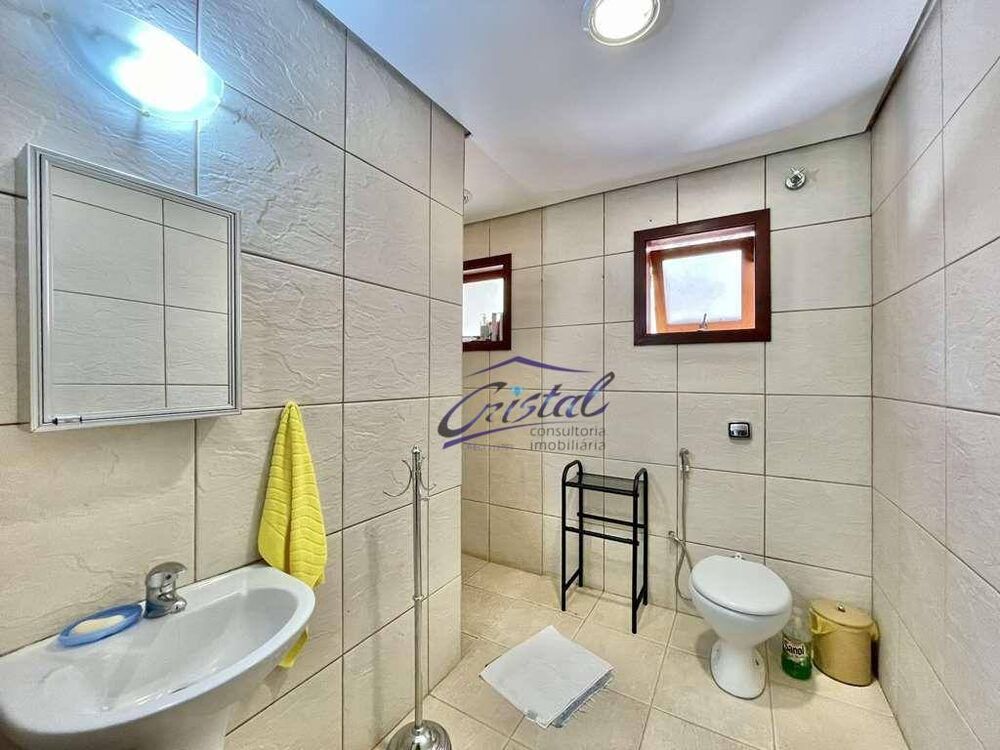Casa de Condomínio à venda com 5 quartos, 446m² - Foto 5