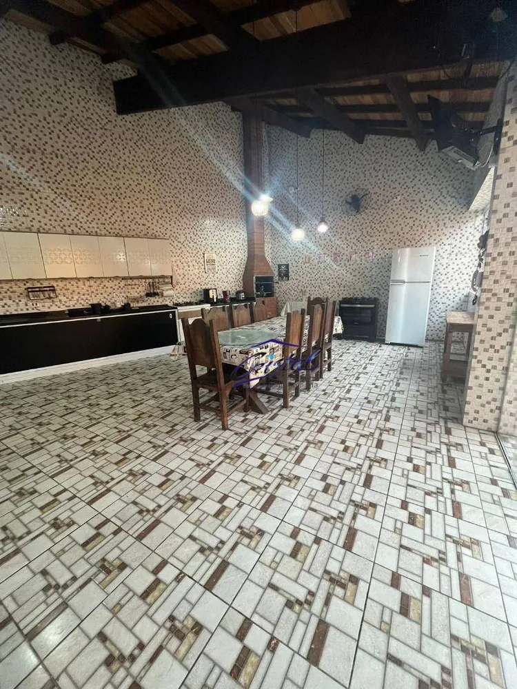 Casa, 4 quartos, 150 m² - Foto 1