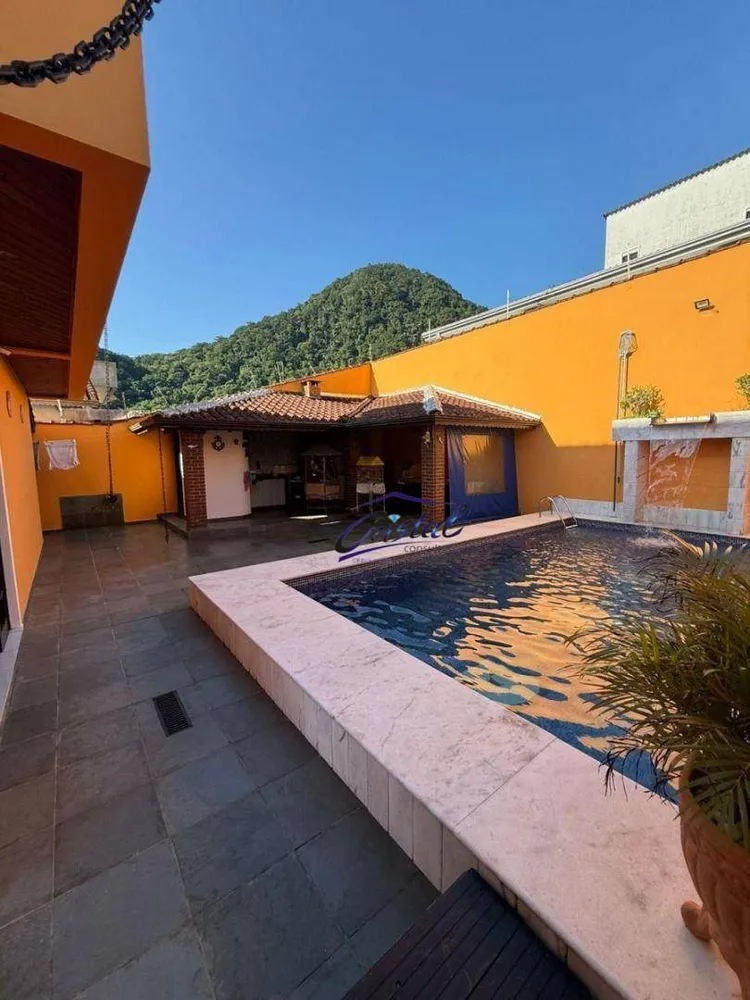 Casa, 4 quartos, 300 m² - Foto 4