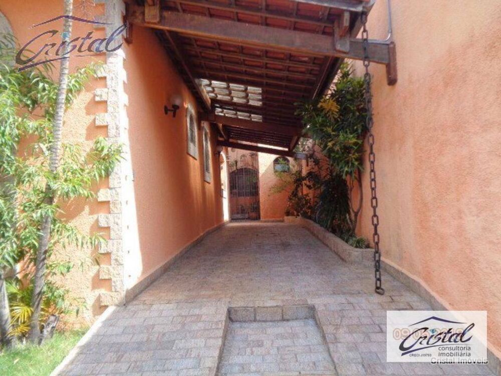 Casa, 4 quartos, 240 m² - Foto 9