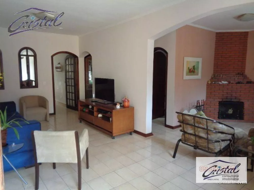 Casa, 4 quartos, 240 m² - Foto 4
