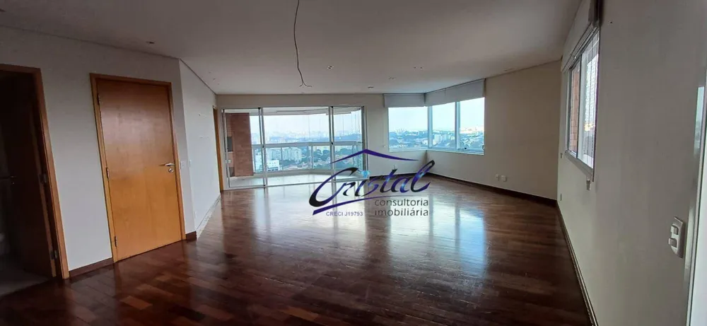 Apartamento, 3 quartos, 180 m² - Foto 1