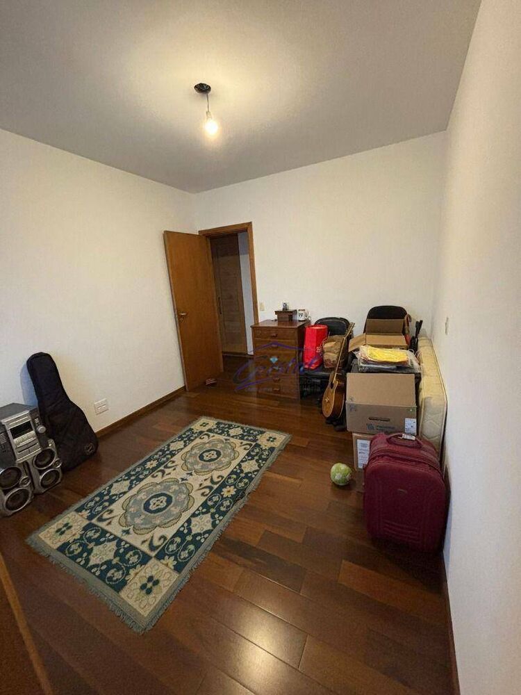 Apartamento para alugar com 3 quartos, 178m² - Foto 7