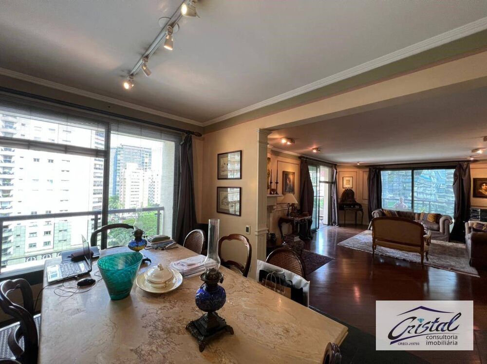 Apartamento, 3 quartos, 220 m² - Foto 3