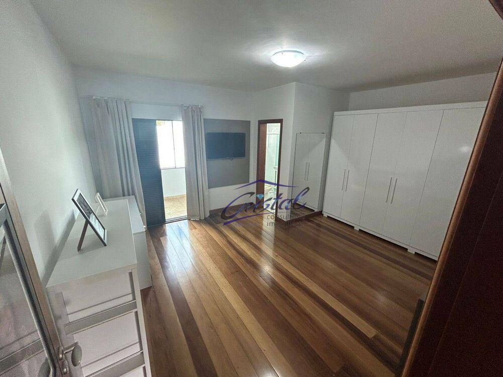 Casa de Condomínio à venda com 5 quartos, 900m² - Foto 7