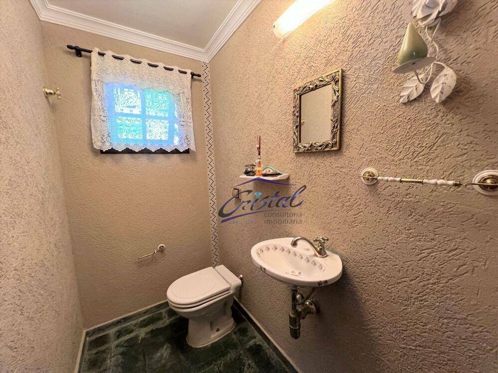 Casa de Condomínio à venda com 5 quartos, 690m² - Foto 4