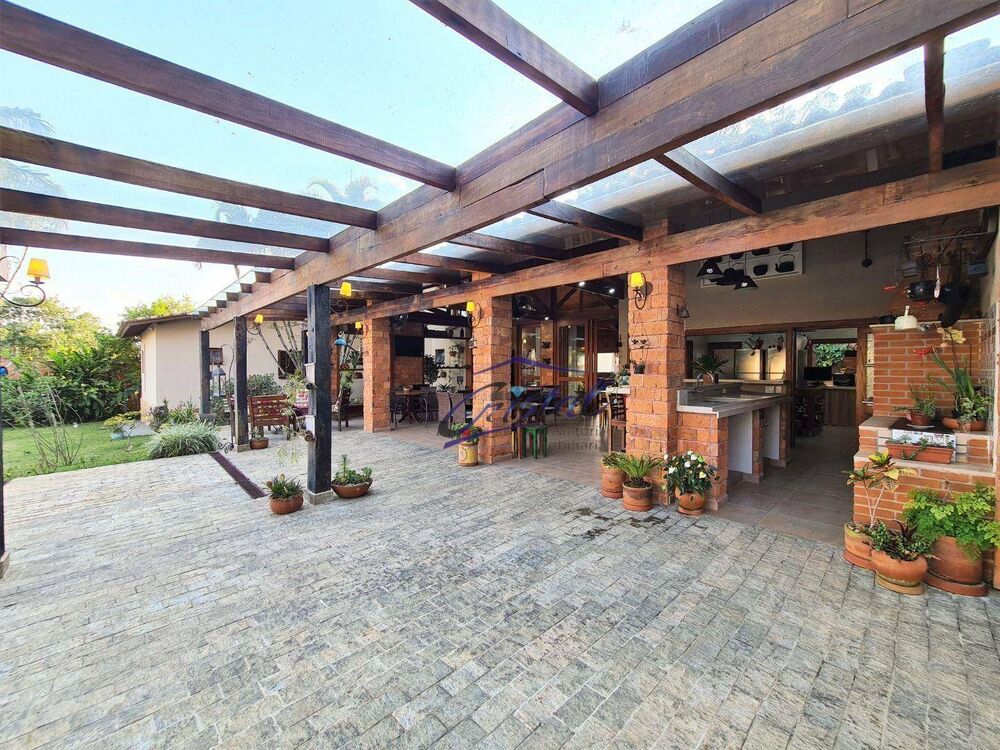 Casa de Condomínio à venda com 5 quartos, 690m² - Foto 2