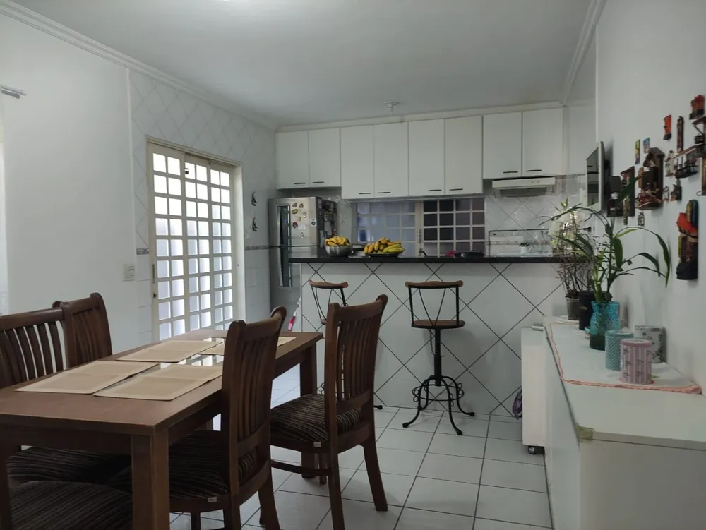 Casa, 3 quartos, 180 m² - Foto 4