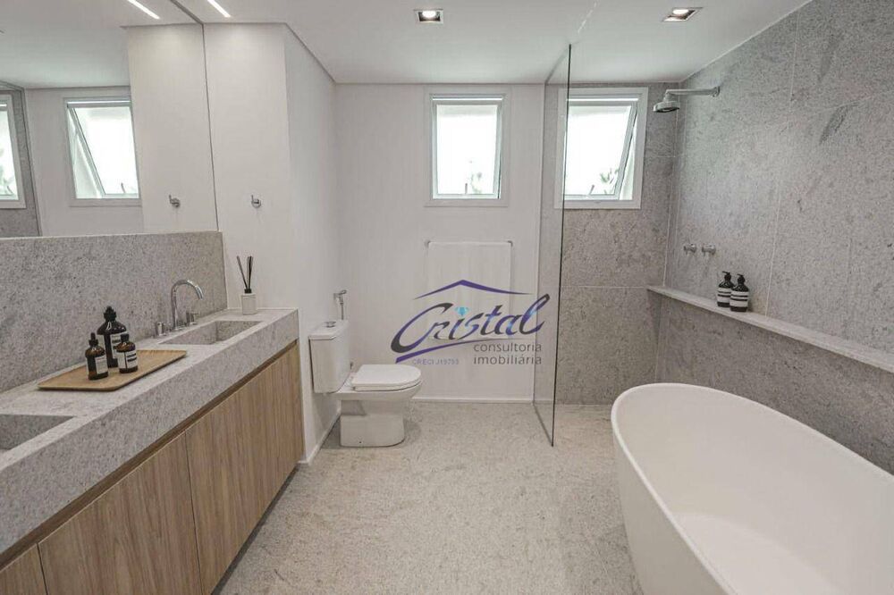 Apartamento, 4 quartos, 193 m² - Foto 2