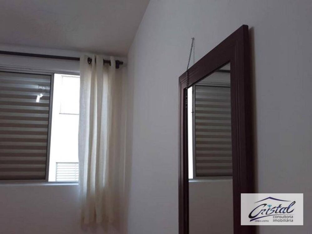 Apartamento à venda com 2 quartos, 45m² - Foto 3