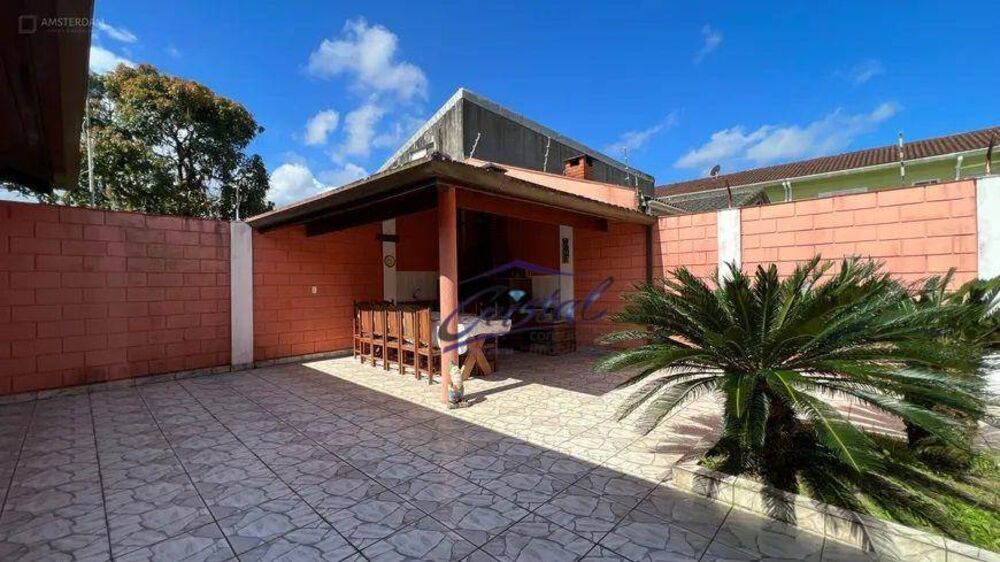 Casa à venda com 2 quartos, 178m² - Foto 1