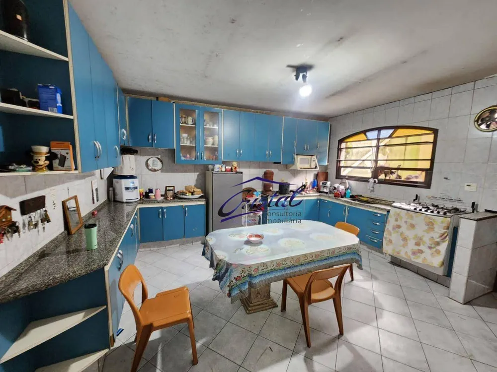 Casa, 4 quartos, 200 m² - Foto 1