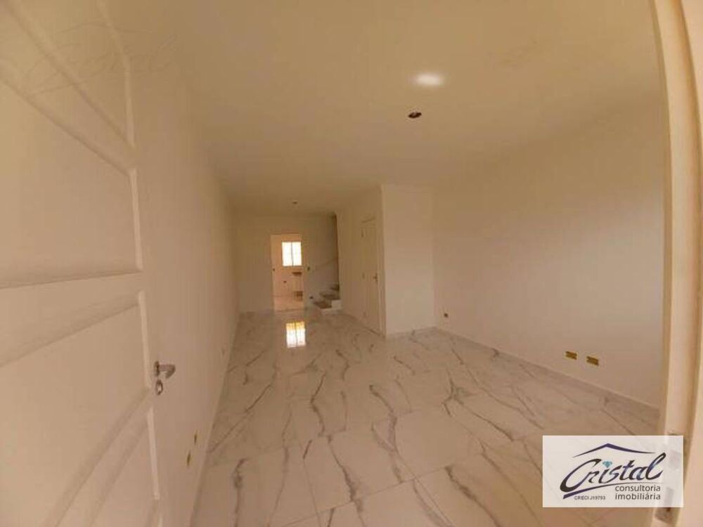 Casa à venda com 2 quartos, 90m² - Foto 1