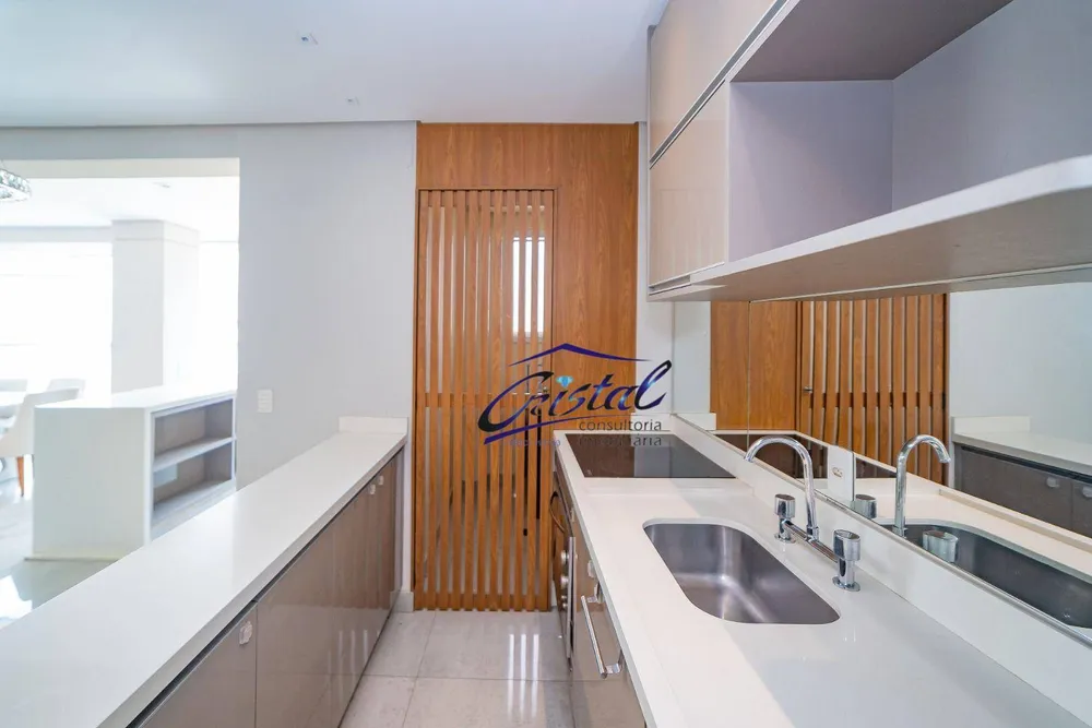 Apartamento, 3 quartos, 137 m² - Foto 1