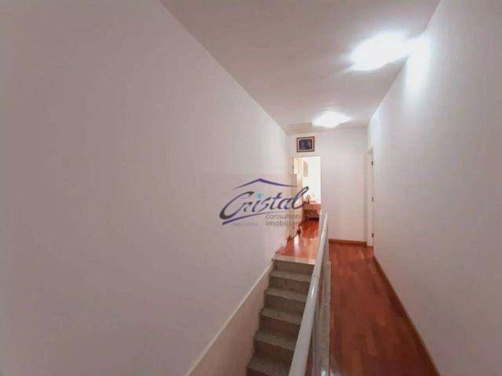 Casa à venda com 3 quartos, 130m² - Foto 2