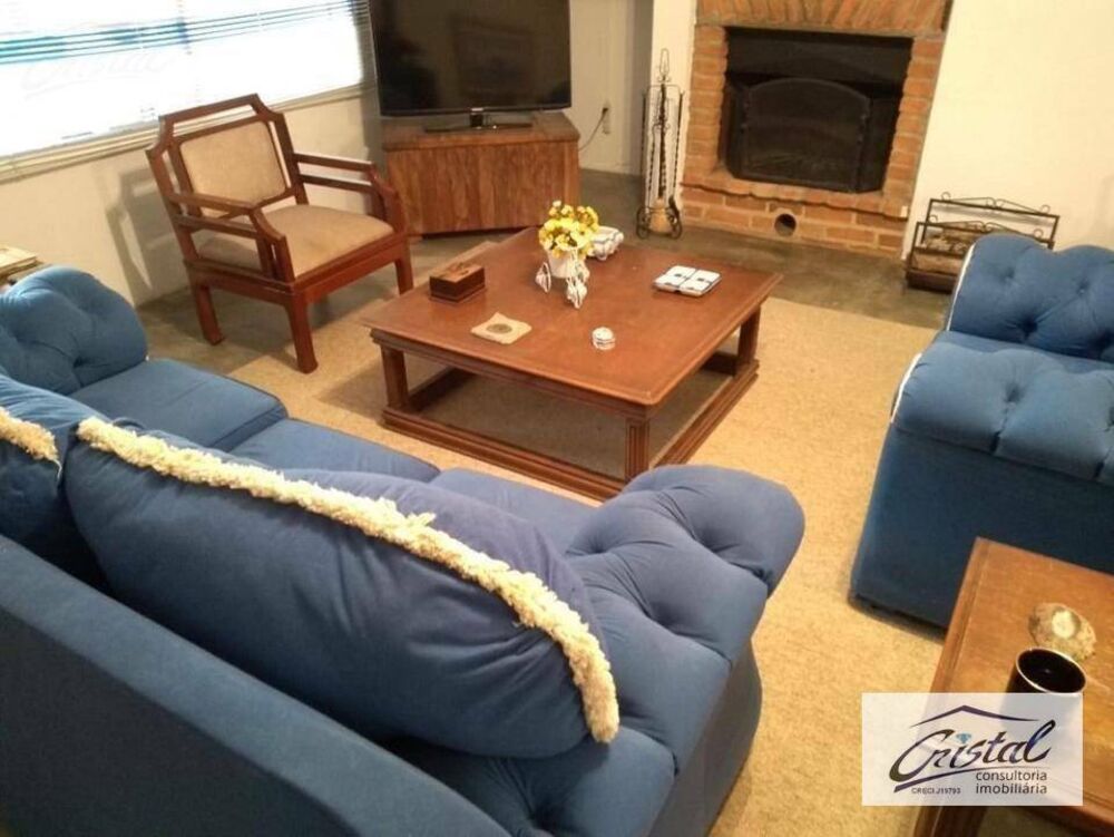 Chácara à venda com 6 quartos, 250m² - Foto 4