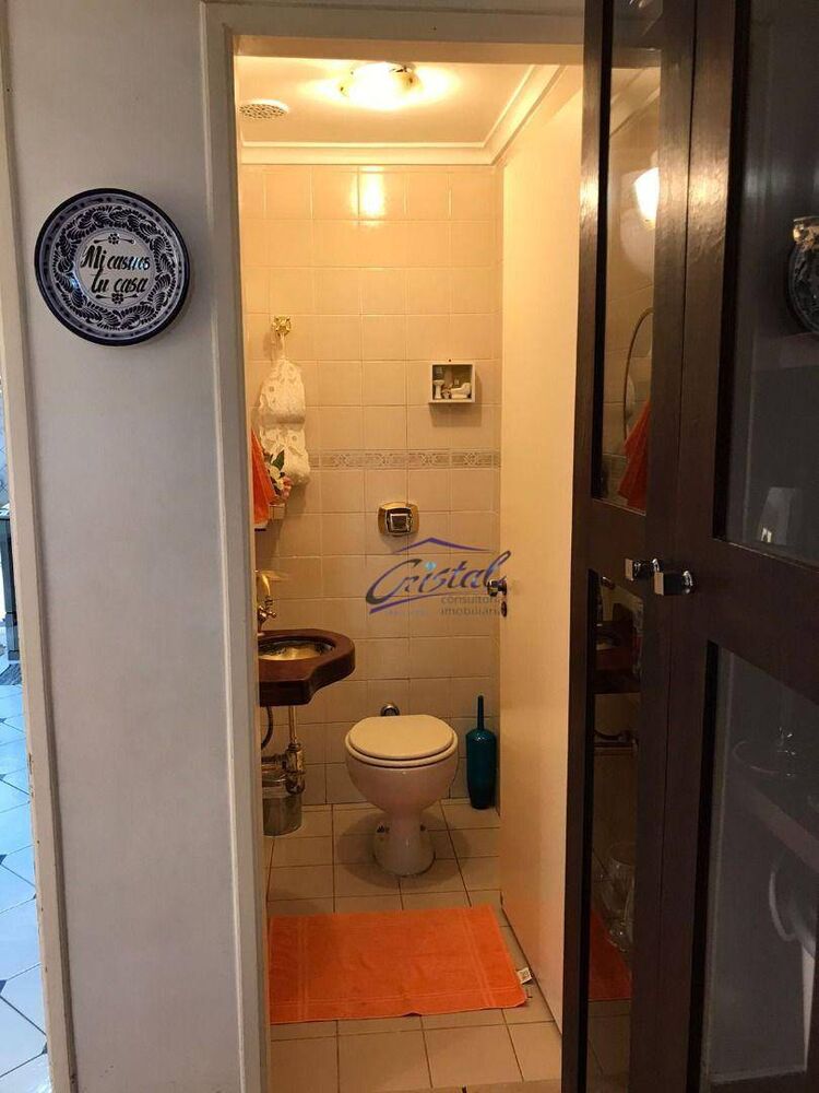 Casa de Condomínio à venda e aluguel com 3 quartos, 228m² - Foto 1
