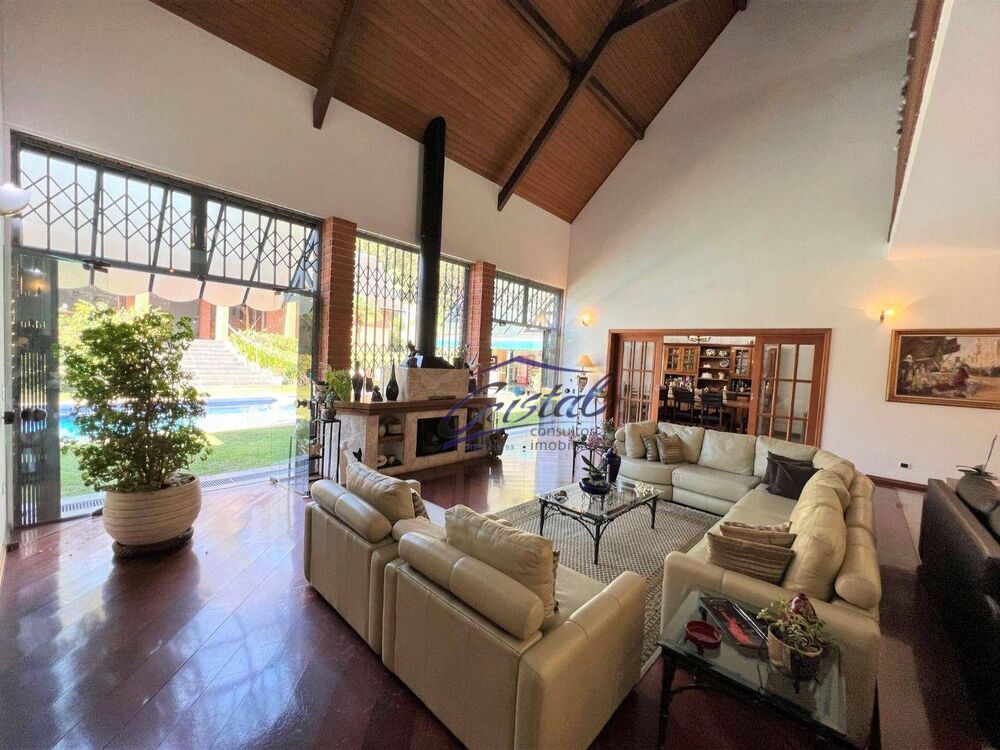 Casa de Condomínio à venda e aluguel com 4 quartos, 637m² - Foto 2