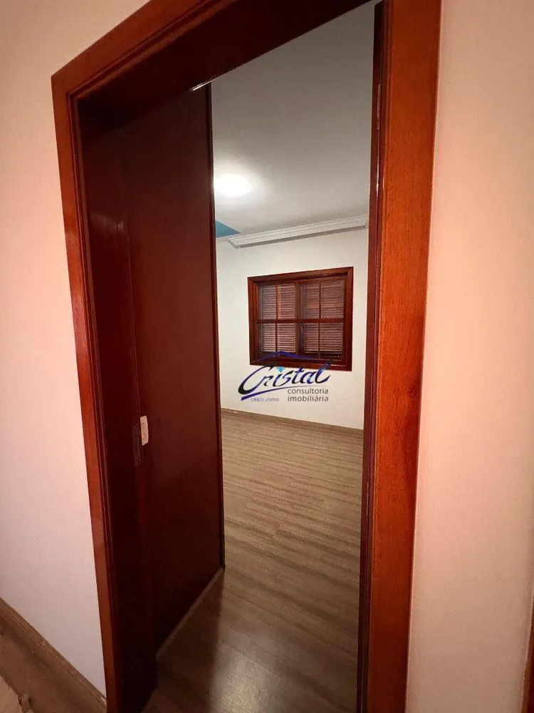 Casa, 3 quartos, 200 m² - Foto 11