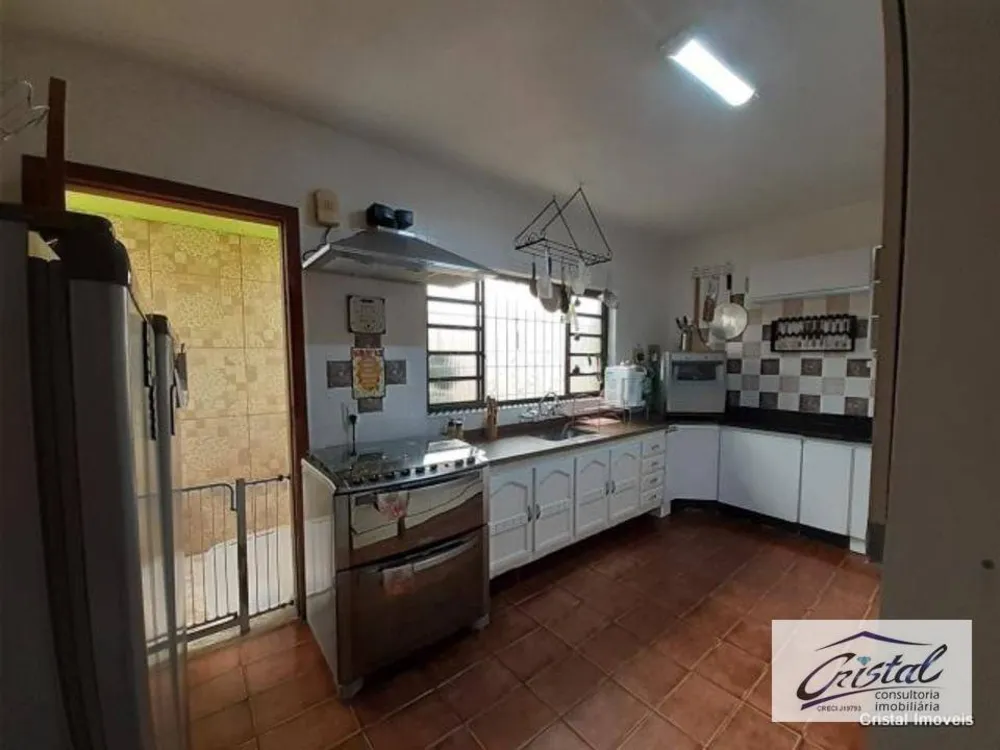 Casa, 3 quartos, 141 m² - Foto 2