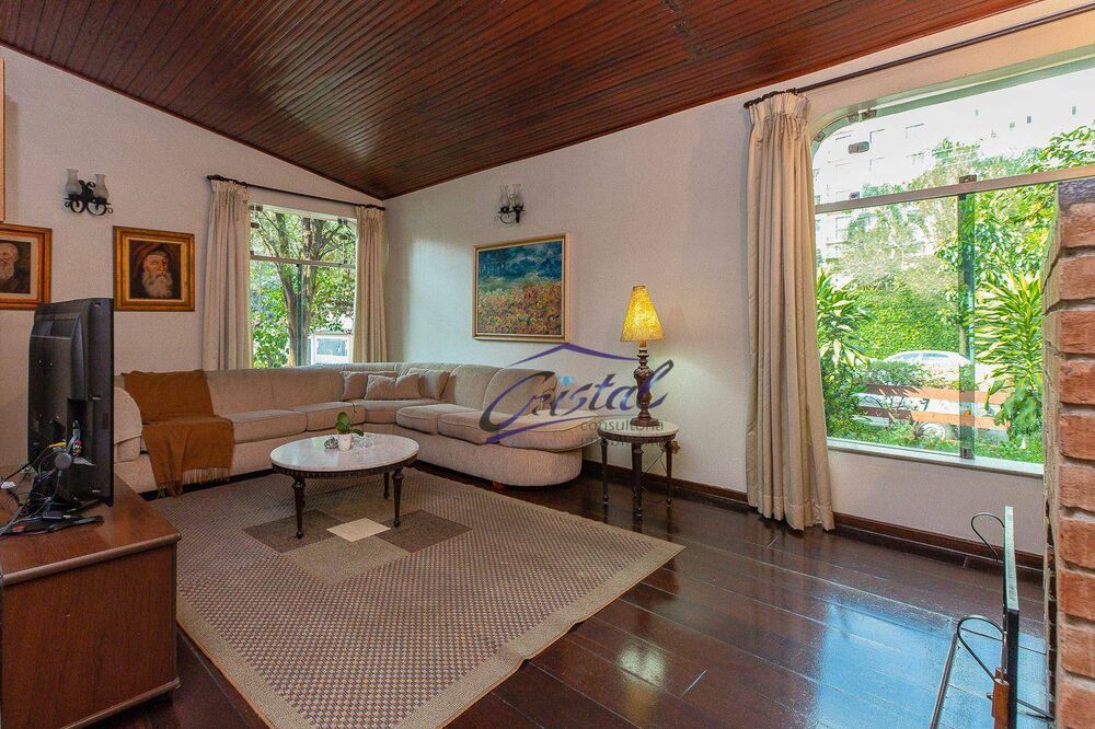 Casa à venda com 4 quartos, 265m² - Foto 4
