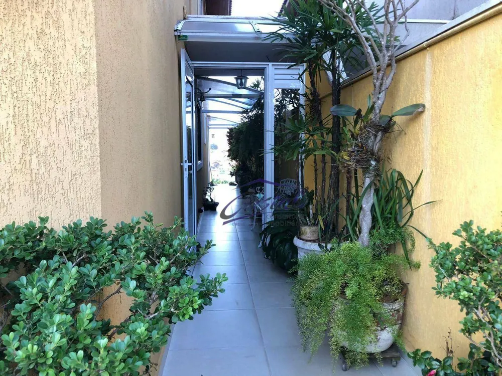 Casa, 3 quartos, 217 m² - Foto 3