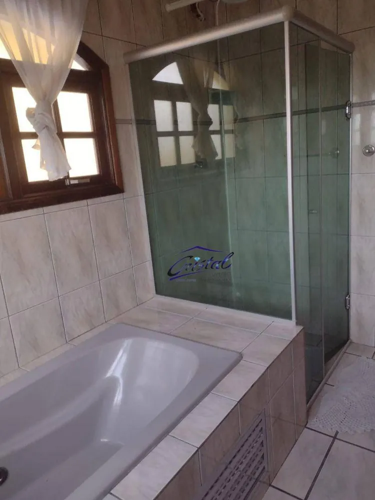 Casa, 3 quartos, 245 m² - Foto 10