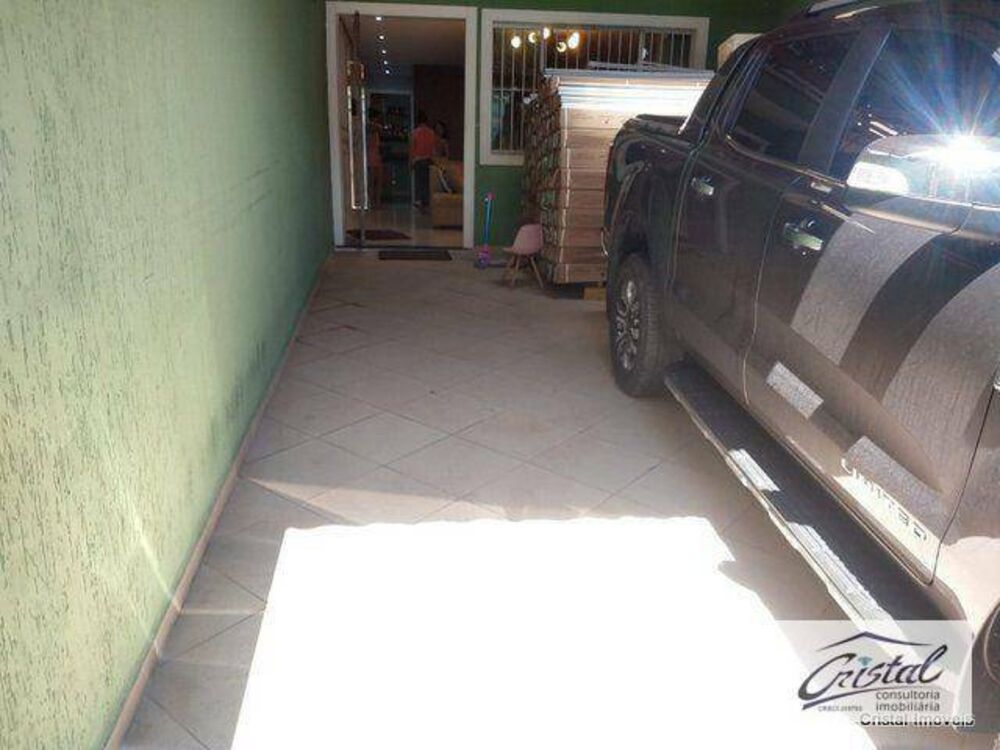 Casa, 3 quartos, 180 m² - Foto 1