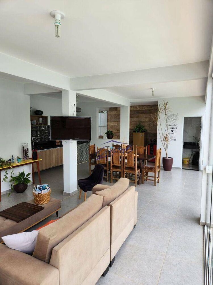 Casa de Condomínio à venda com 3 quartos, 281m² - Foto 2
