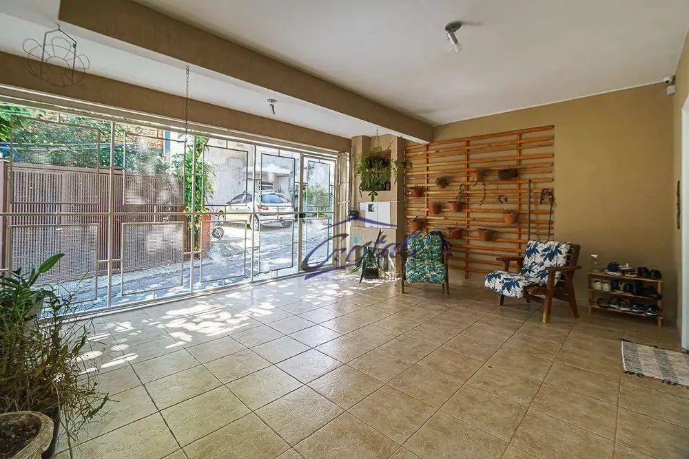 Casa, 4 quartos, 270 m² - Foto 1