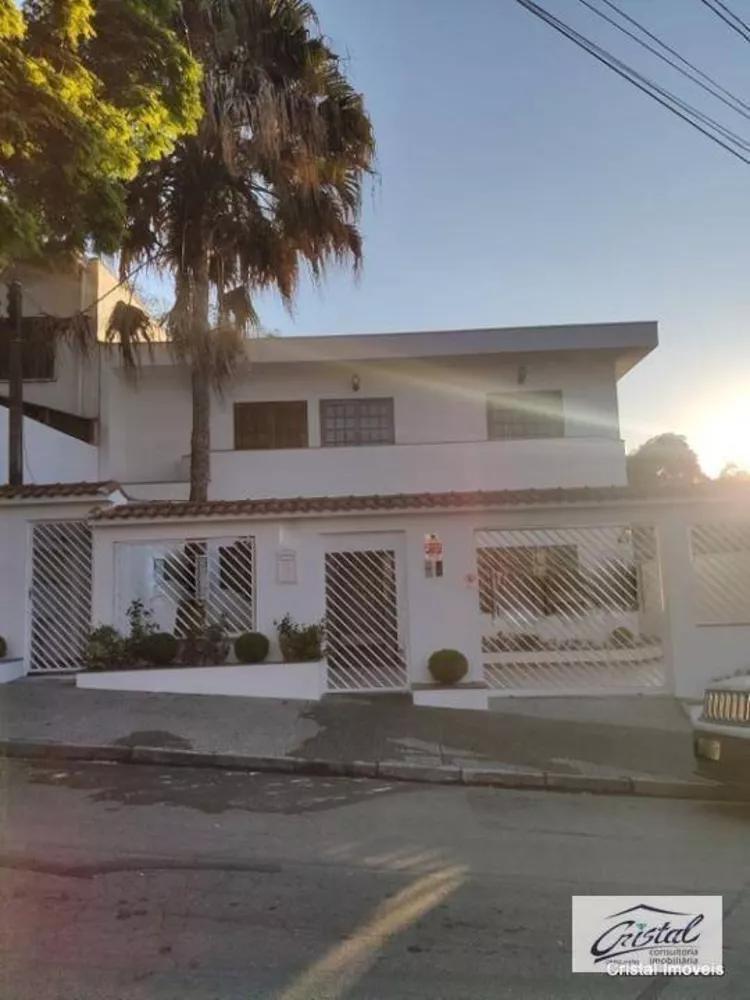 Casa, 8 quartos, 270 m² - Foto 1