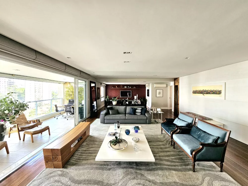 Apartamento, 3 quartos, 385 m² - Foto 1