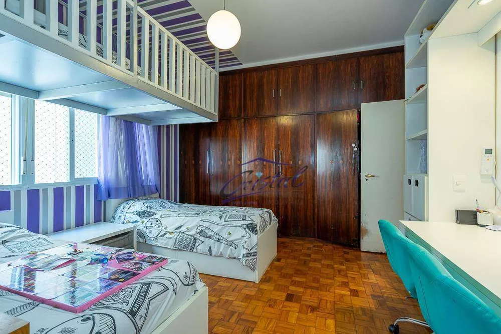 Apartamento, 3 quartos, 260 m² - Foto 16