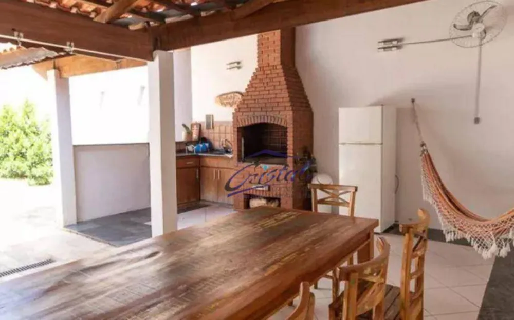 Casa, 4 quartos, 256 m² - Foto 1