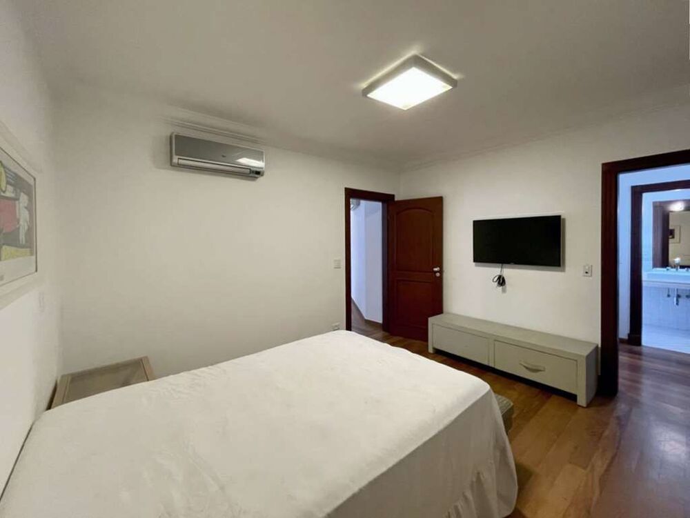 Casa de Condomínio à venda com 5 quartos, 752m² - Foto 2
