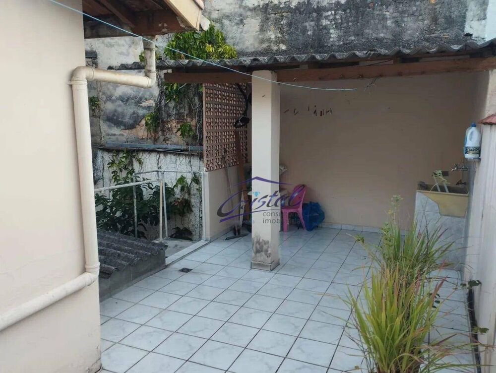 Casa, 3 quartos, 141 m² - Foto 2