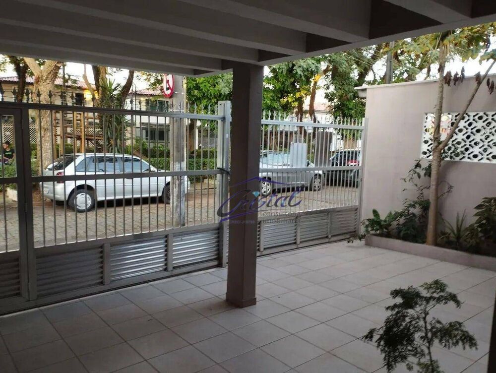 Casa, 3 quartos, 141 m² - Foto 4