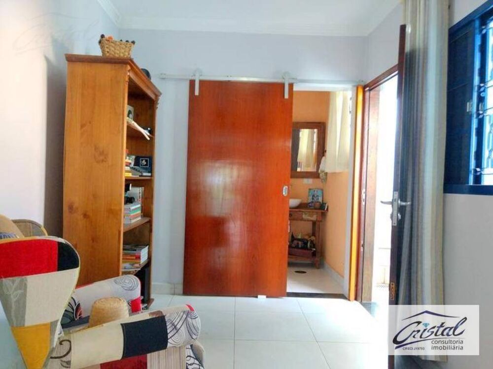Casa, 3 quartos, 218 m² - Foto 8