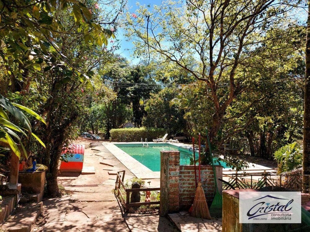 Chácara à venda com 2 quartos, 397m² - Foto 1