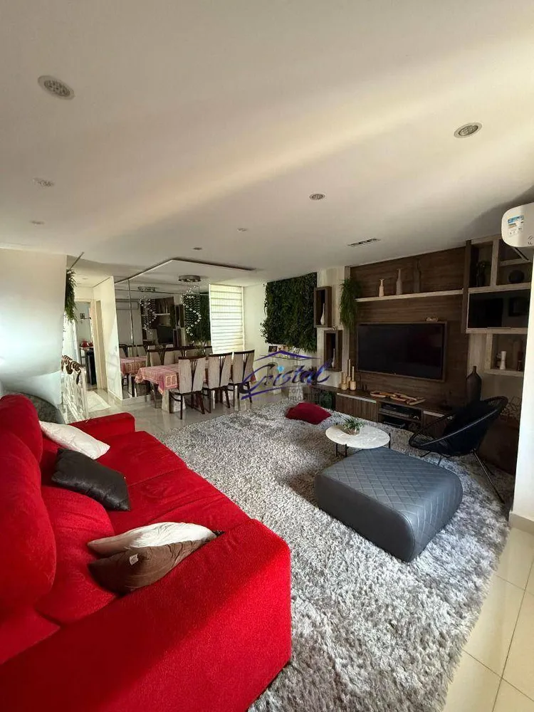 Casa, 3 quartos, 148 m² - Foto 1
