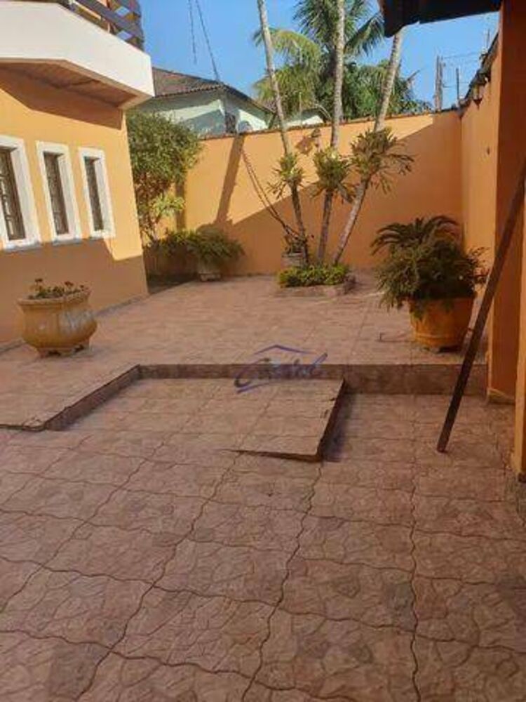 Casa, 4 quartos, 300 m² - Foto 2
